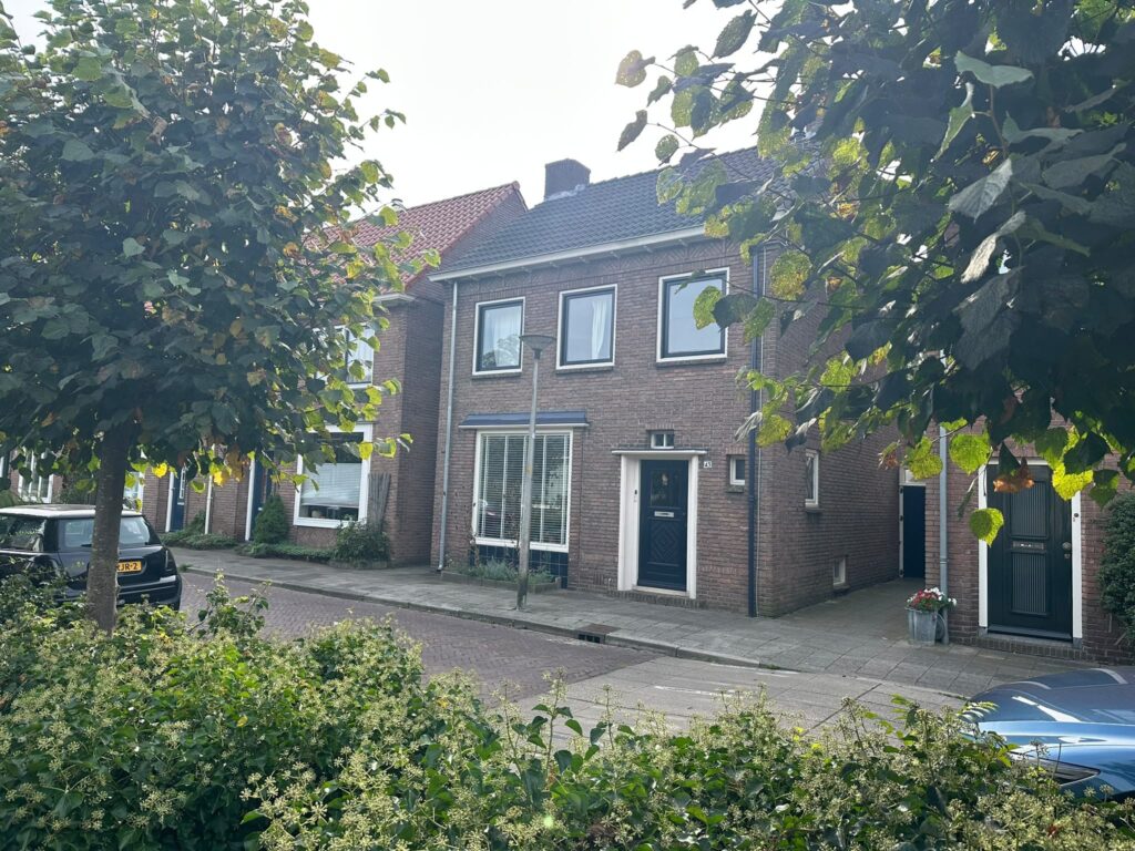 Binnen de singels